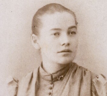 Claire Vergez-Abadie